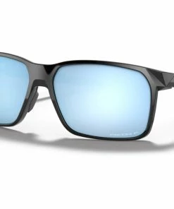 Oakley - Portal X Performance And Lifestyle Sunglasses - Polished Black Frame And Arms; Prizm Deep H2O Polarised Lenses 11 Oakley - Portal X Performance And Lifestyle Sunglasses - Polished Black Frame And Arms; Prizm Deep H2O Polarised Lenses -2XU-shop 888392470683 STD shad qt 85810.1614011729