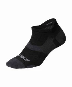 2XU - Vectr Light Cushion Crew Socks - Unisex- 27 2XU - Vectr Light Cushion Crew Socks - Unisex- -2XU-shop UA5042e BLK TTM 00 squashed 00361.1624963181