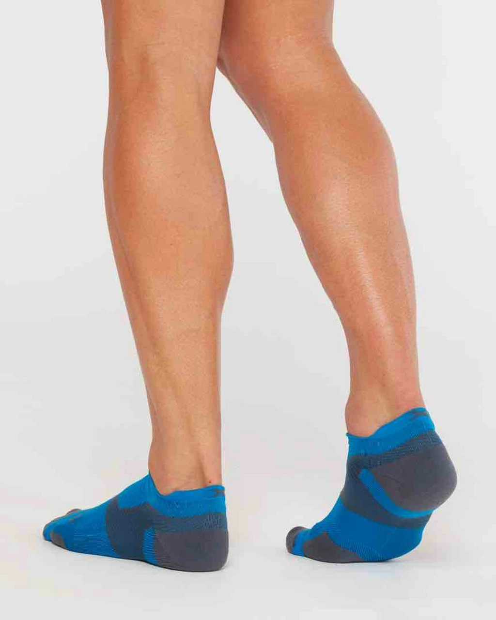 2XU - Vectr Light Cushion Crew Socks - Unisex- 7 2XU - Vectr Light Cushion Crew Socks - Unisex- - Image 5