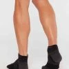 2XU - Vectr Light Cushion 1/4 Crew Socks - Unisex -2XU-shop UA5047e BLK TTM 02 squashed 79309.1581588966