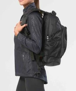 2XU - Distance Backpack - Unisex 10 2XU - Distance Backpack - Unisex -2XU-shop UQ3803g BLK BLK squashed 04962.1647427843