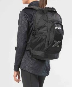 2XU - Distance Backpack - Unisex 9 2XU - Distance Backpack - Unisex -2XU-shop UQ3803g BLK BLK 2 squashed 30260.1647427843