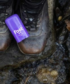 Bodyglide Foot Glide - Anti Blister Stick 8 Bodyglide Foot Glide - Anti Blister Stick -2XU-shop body glide foot 04 laydown 02013.1660316555